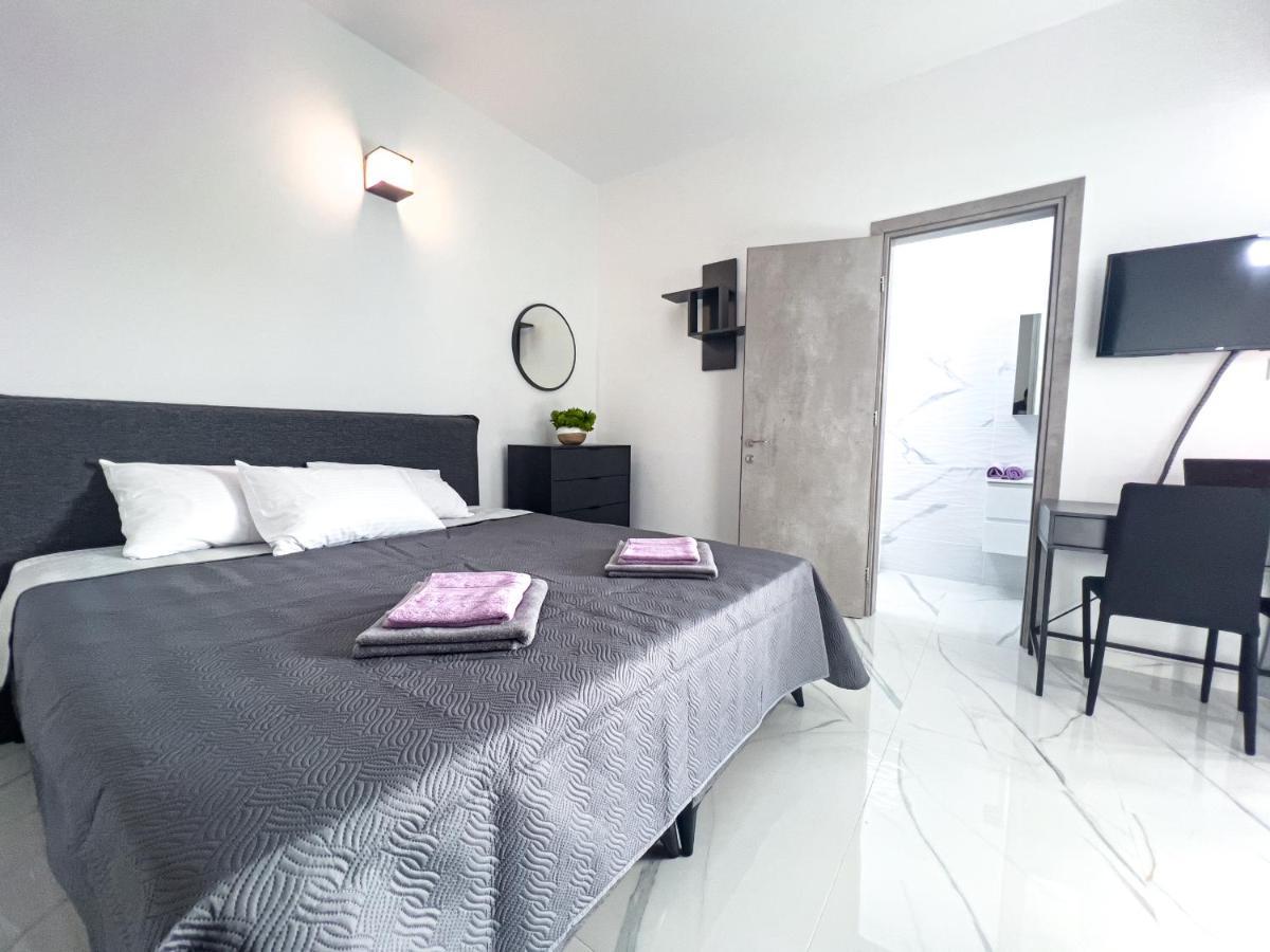 Giorgis Luxury Apartments Ayia Napa Eksteriør billede